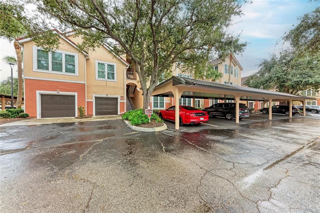 待售: $231,900 (1 贝兹, 1 浴室, 949 平方英尺)