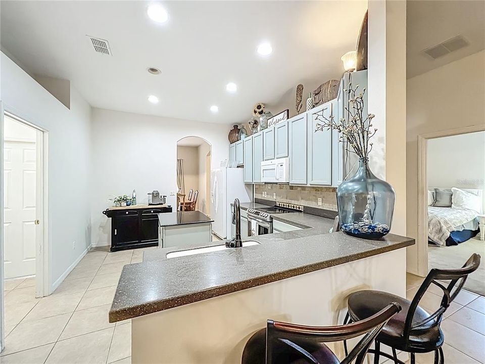 For Sale: $462,000 (4 beds, 2 baths, 1980 Square Feet)