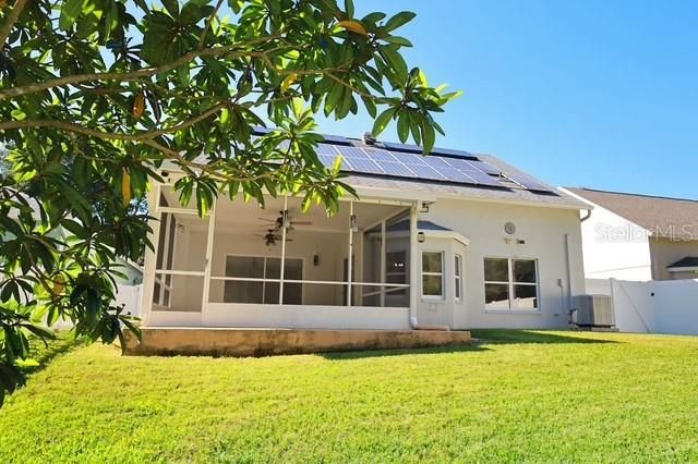 En Venta: $550,000 (4 camas, 2 baños, 2164 Pies cuadrados)