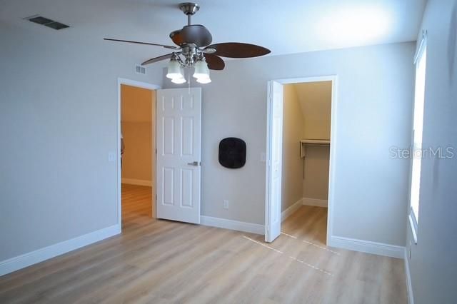 En Venta: $550,000 (4 camas, 2 baños, 2164 Pies cuadrados)