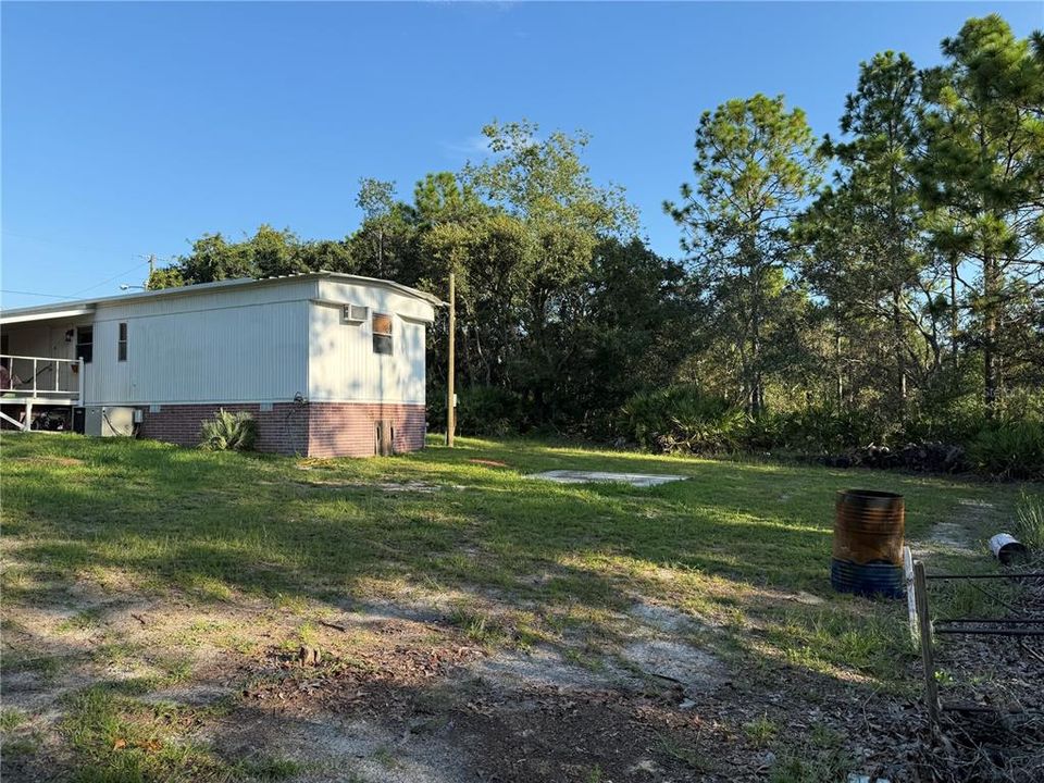 待售: $129,000 (2 贝兹, 2 浴室, 942 平方英尺)