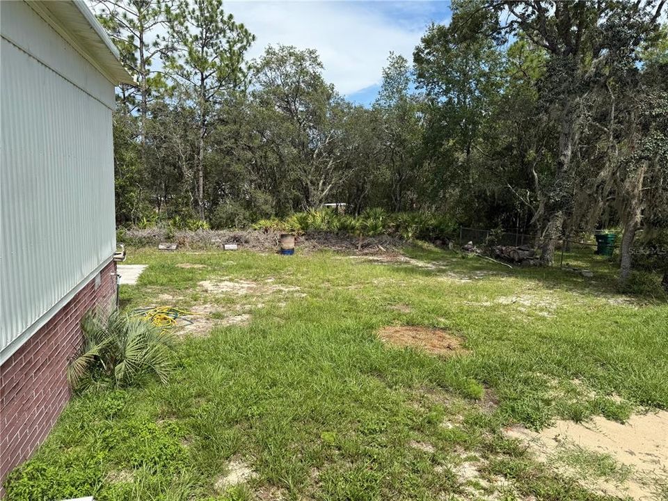 待售: $129,000 (2 贝兹, 2 浴室, 942 平方英尺)