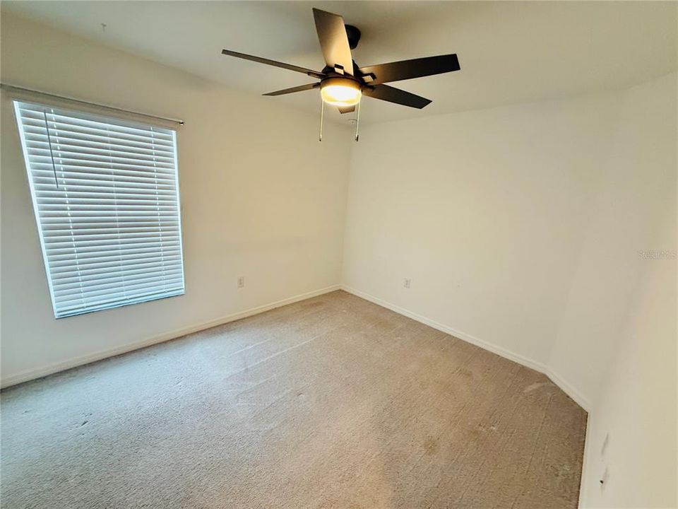 В аренду: $2,995 (4 спален, 2 ванн, 1812 Квадратных фут)