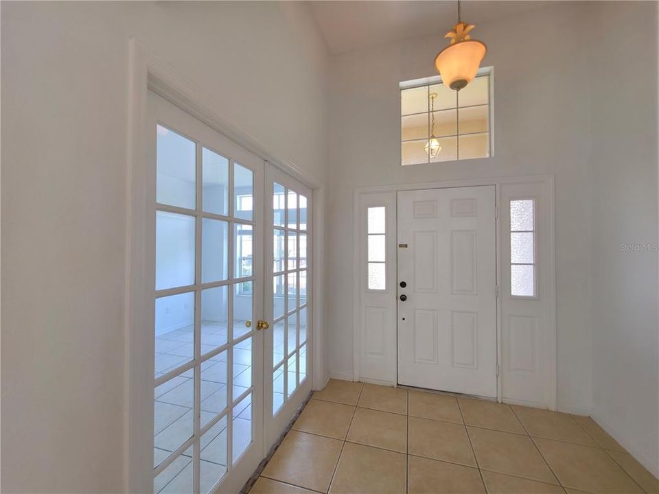 Под контрактом: $2,500 (4 спален, 2 ванн, 2022 Квадратных фут)