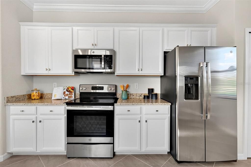 For Sale: $520,000 (3 beds, 2 baths, 1681 Square Feet)