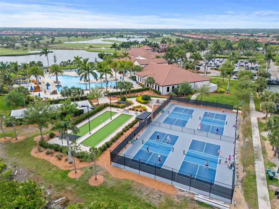 For Sale: $520,000 (3 beds, 2 baths, 1681 Square Feet)