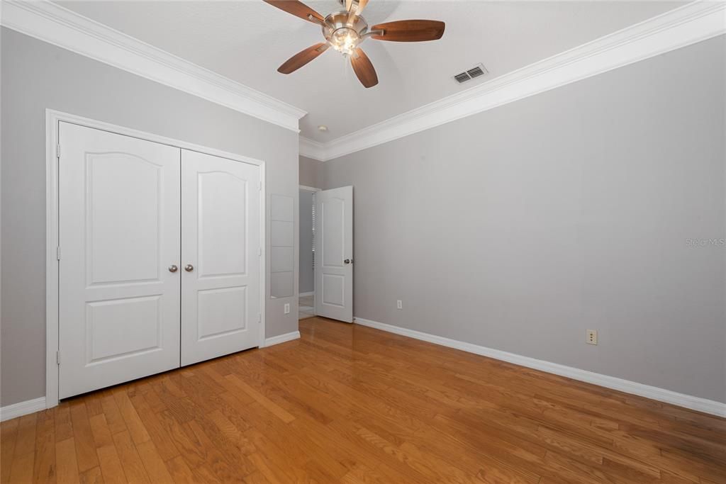 В аренду: $4,000 (5 спален, 3 ванн, 2935 Квадратных фут)