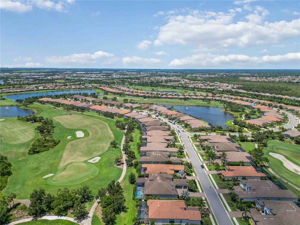 En Venta: $1,700,000 (4 camas, 4 baños, 4536 Pies cuadrados)