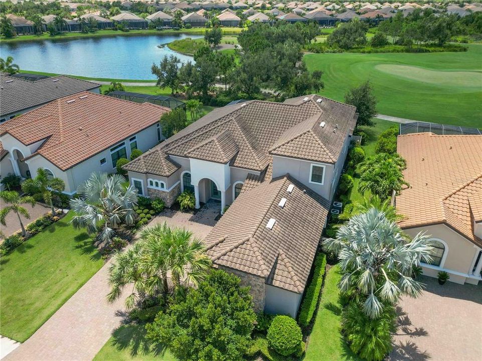 En Venta: $1,700,000 (4 camas, 4 baños, 4536 Pies cuadrados)