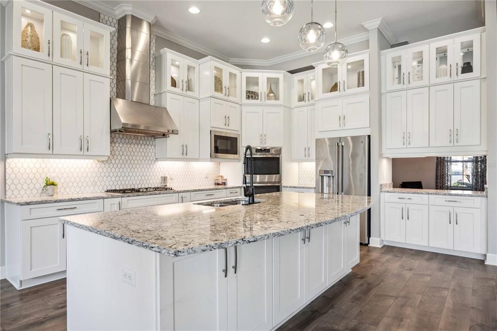 En Venta: $1,700,000 (4 camas, 4 baños, 4536 Pies cuadrados)