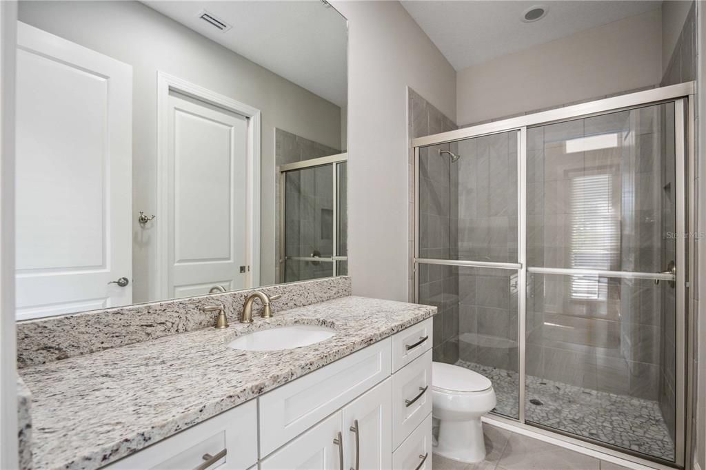 En Venta: $1,700,000 (4 camas, 4 baños, 4536 Pies cuadrados)