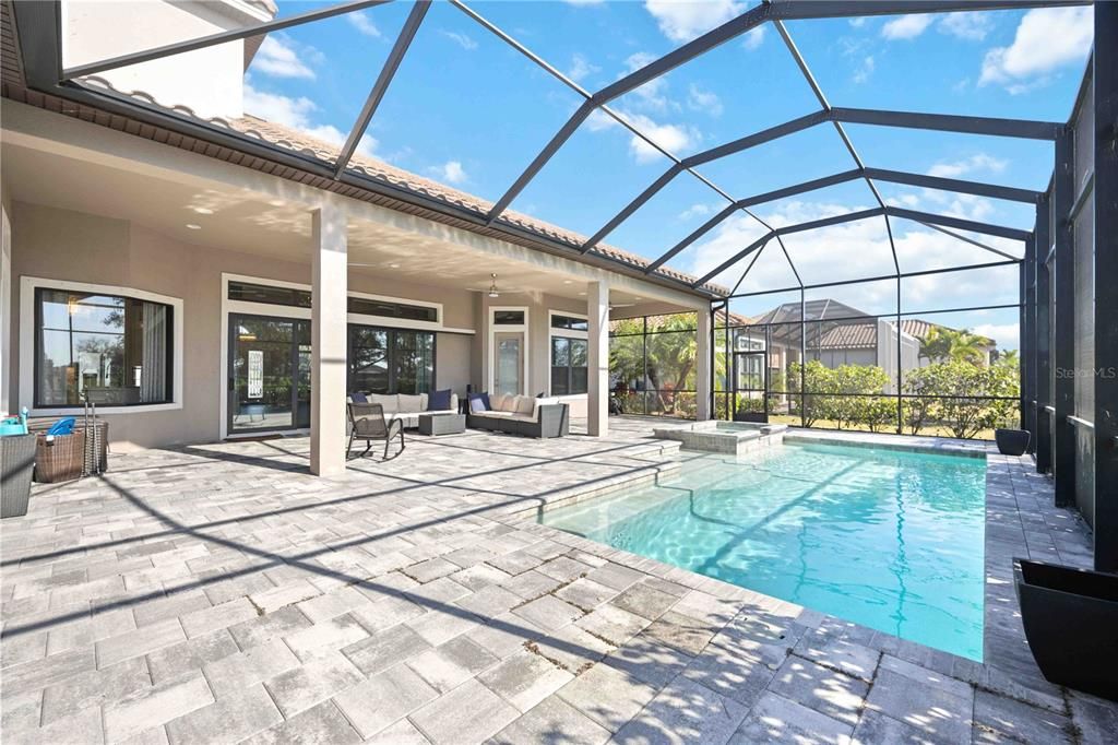 En Venta: $1,700,000 (4 camas, 4 baños, 4536 Pies cuadrados)