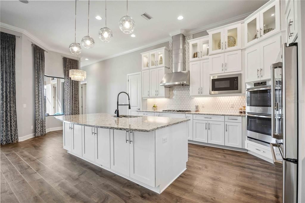 En Venta: $1,700,000 (4 camas, 4 baños, 4536 Pies cuadrados)