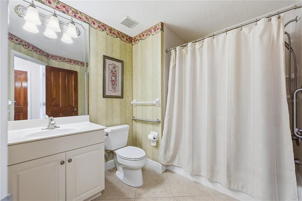 待售: $585,000 (4 贝兹, 3 浴室, 2170 平方英尺)