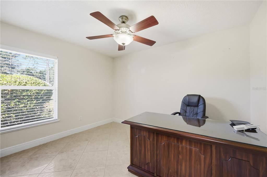 待售: $585,000 (4 贝兹, 3 浴室, 2170 平方英尺)