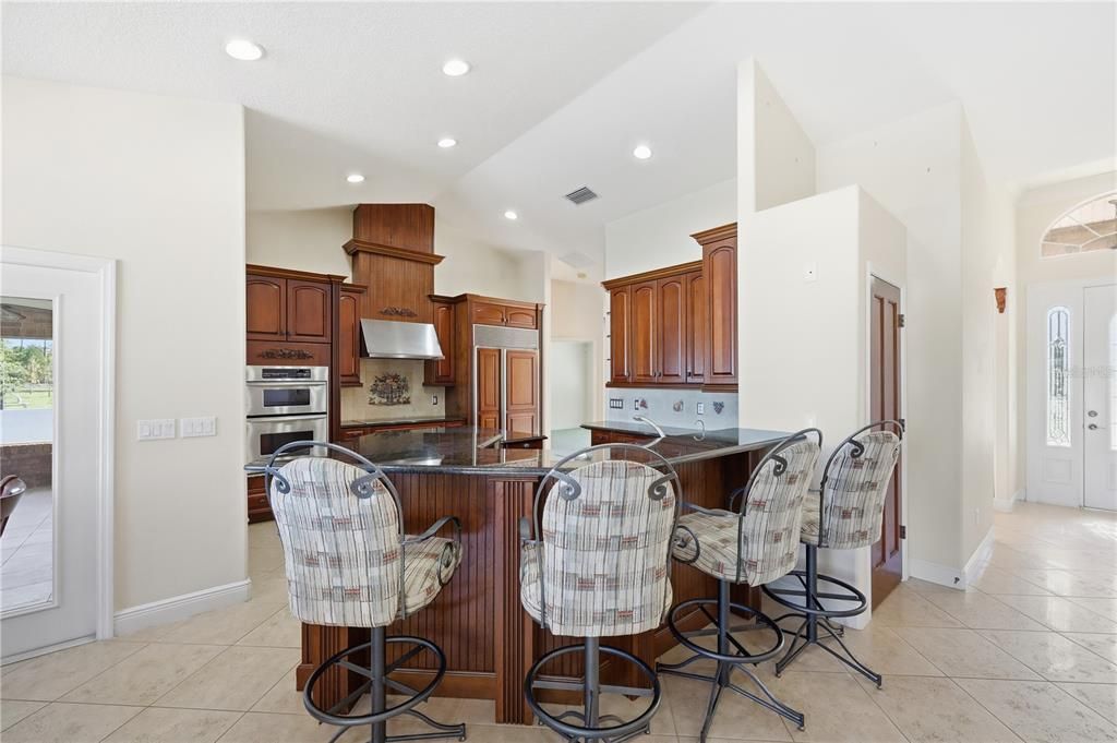 待售: $585,000 (4 贝兹, 3 浴室, 2170 平方英尺)