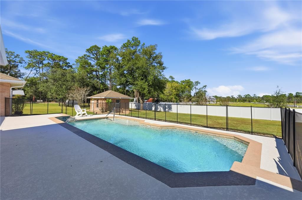 待售: $585,000 (4 贝兹, 3 浴室, 2170 平方英尺)