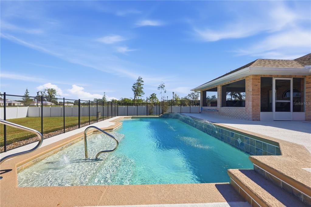 待售: $585,000 (4 贝兹, 3 浴室, 2170 平方英尺)