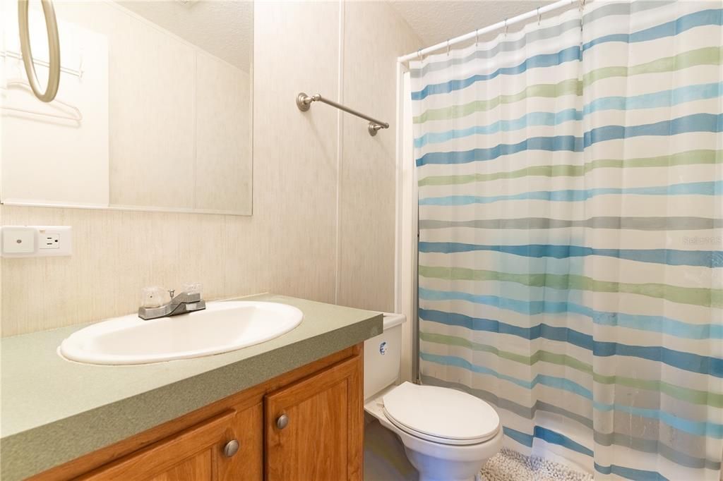 待售: $299,990 (3 贝兹, 2 浴室, 1440 平方英尺)