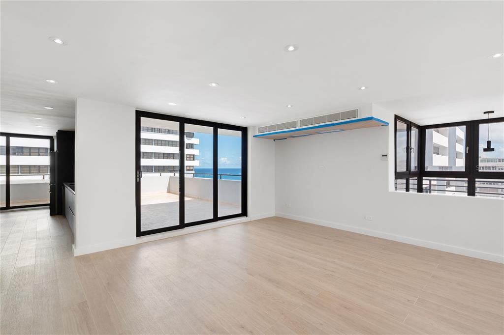 Active With Contract: $1,850,000 (3 beds, 3 baths, 2691 Square Feet)