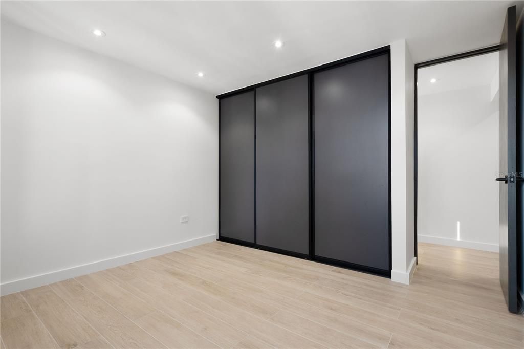 Active With Contract: $1,850,000 (3 beds, 3 baths, 2691 Square Feet)