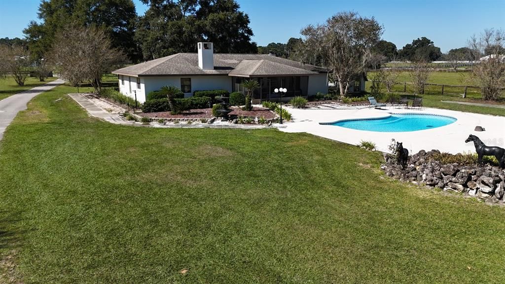 待售: $895,000 (3 贝兹, 2 浴室, 2584 平方英尺)