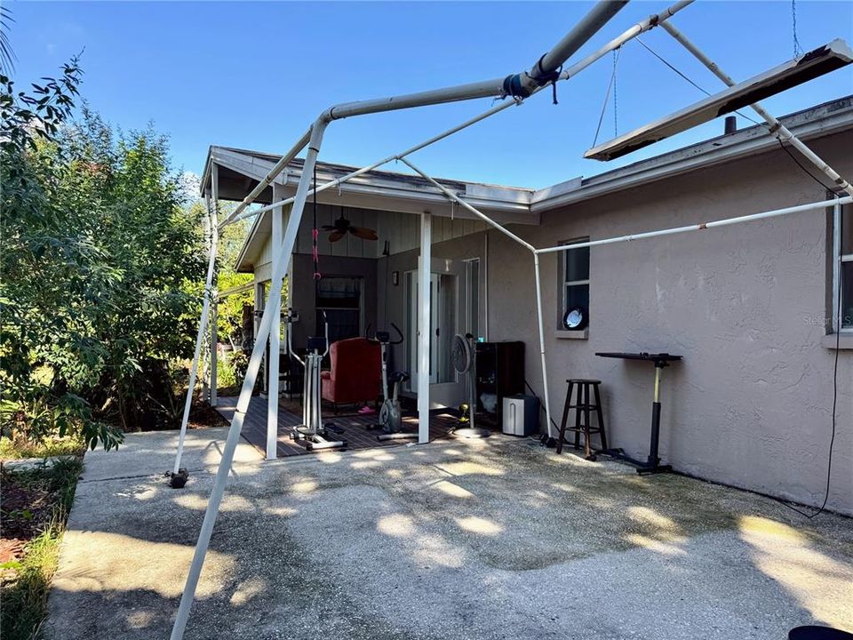 出租: $2,300 (3 贝兹, 2 浴室, 1645 平方英尺)