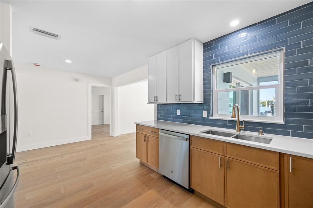 待售: $1,165,000 (3 贝兹, 2 浴室, 1502 平方英尺)