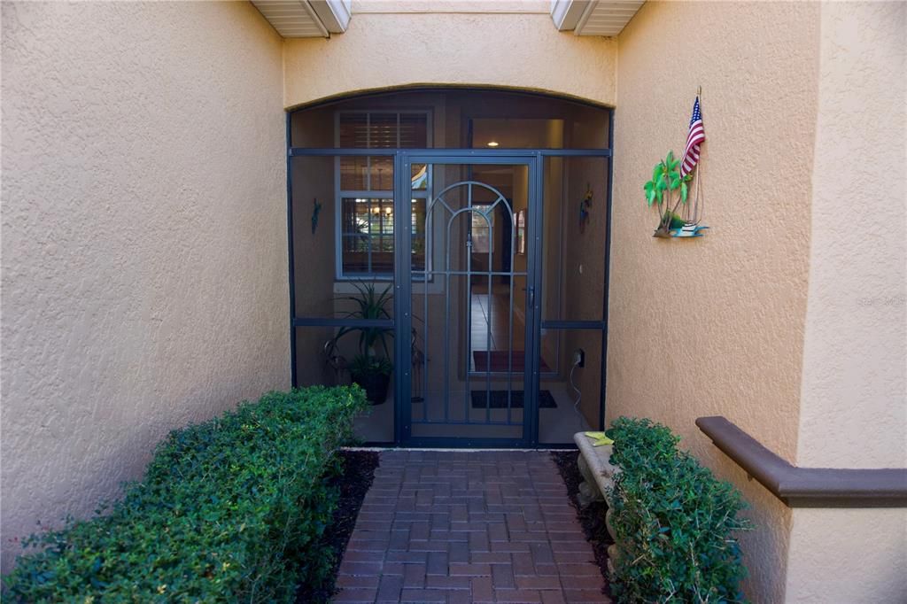 Activo con contrato: $479,900 (3 camas, 2 baños, 1629 Pies cuadrados)