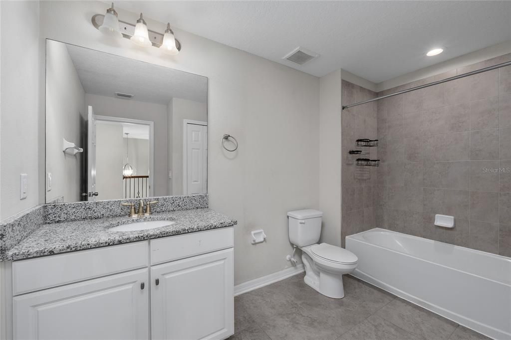 待售: $499,000 (4 贝兹, 2 浴室, 2890 平方英尺)