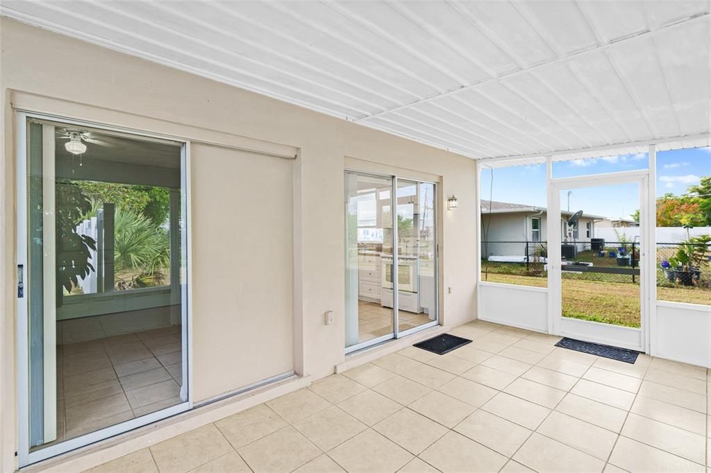 В аренду: $1,550 (2 спален, 1 ванн, 1122 Квадратных фут)