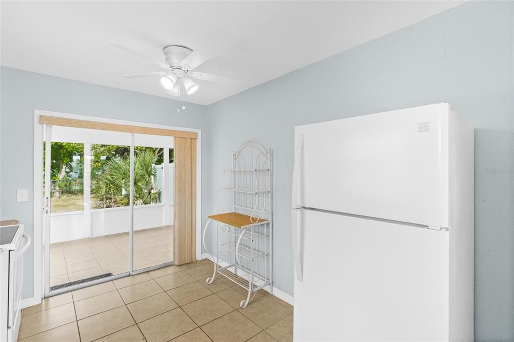 В аренду: $1,550 (2 спален, 1 ванн, 1122 Квадратных фут)