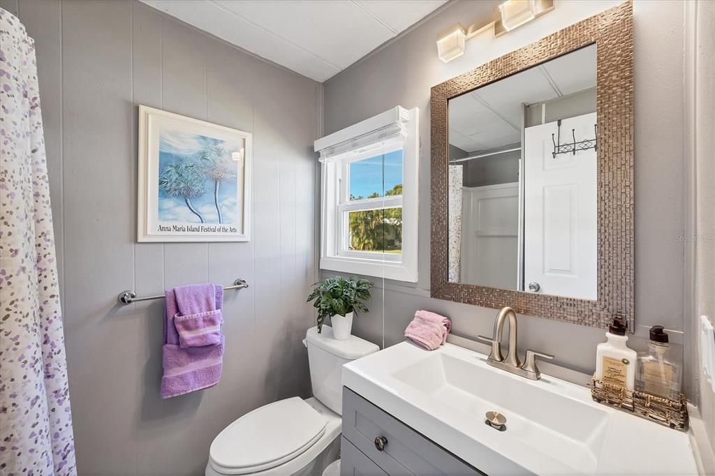 待售: $159,000 (2 贝兹, 2 浴室, 960 平方英尺)