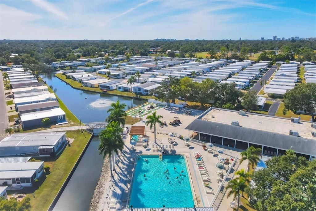 待售: $159,000 (2 贝兹, 2 浴室, 960 平方英尺)