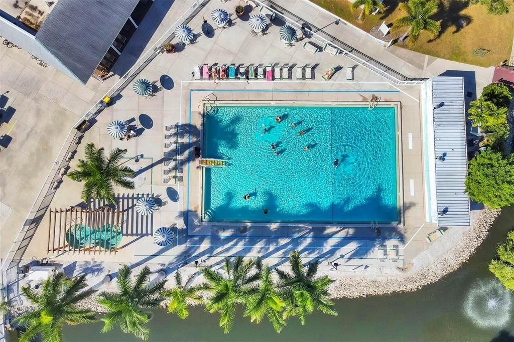 待售: $159,000 (2 贝兹, 2 浴室, 960 平方英尺)