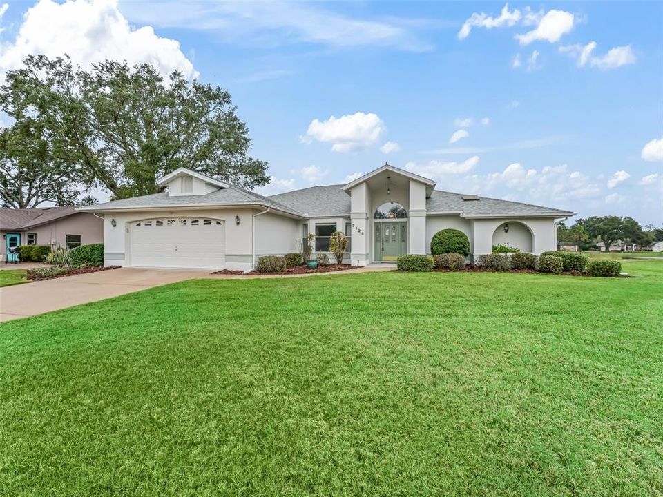 На продажу: $385,000 (3 спален, 2 ванн, 2196 Квадратных фут)