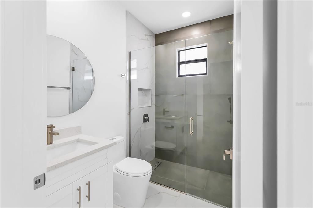 出租: $2,200 (3 贝兹, 2 浴室, 1477 平方英尺)