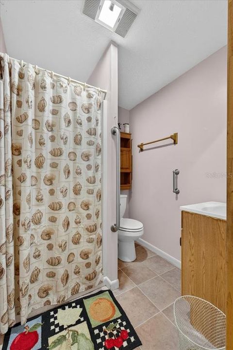 待售: $567,000 (8 贝兹, 4 浴室, 4784 平方英尺)