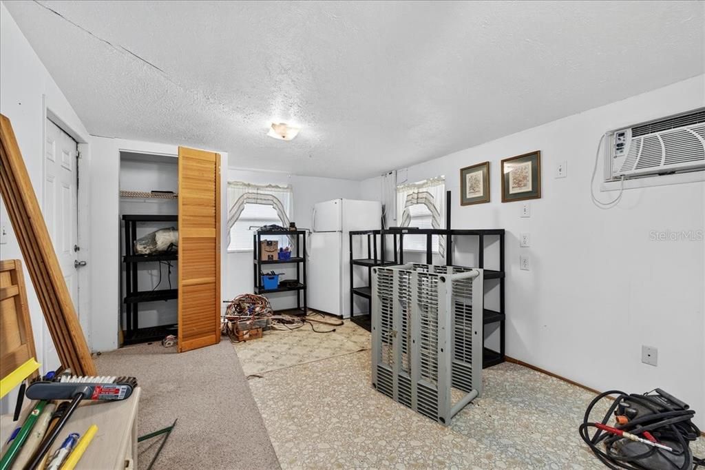 待售: $567,000 (8 贝兹, 4 浴室, 4784 平方英尺)