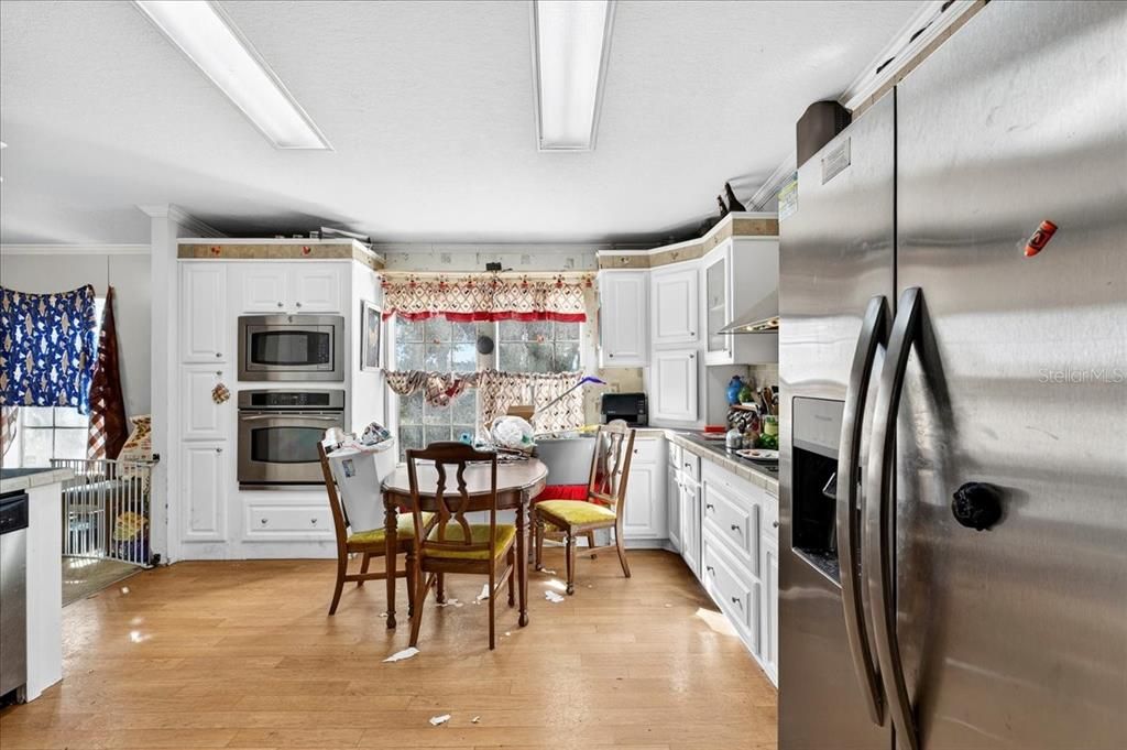 待售: $567,000 (8 贝兹, 4 浴室, 4784 平方英尺)