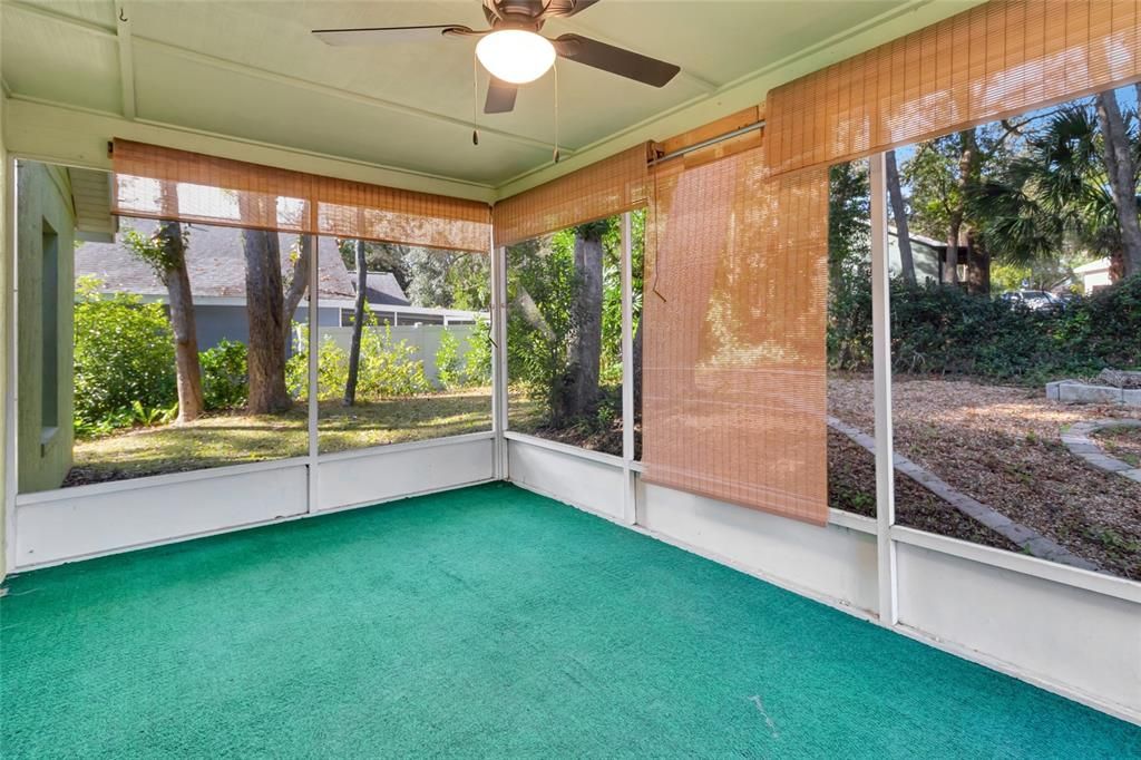 Active With Contract: $319,500 (3 beds, 2 baths, 1301 Square Feet)