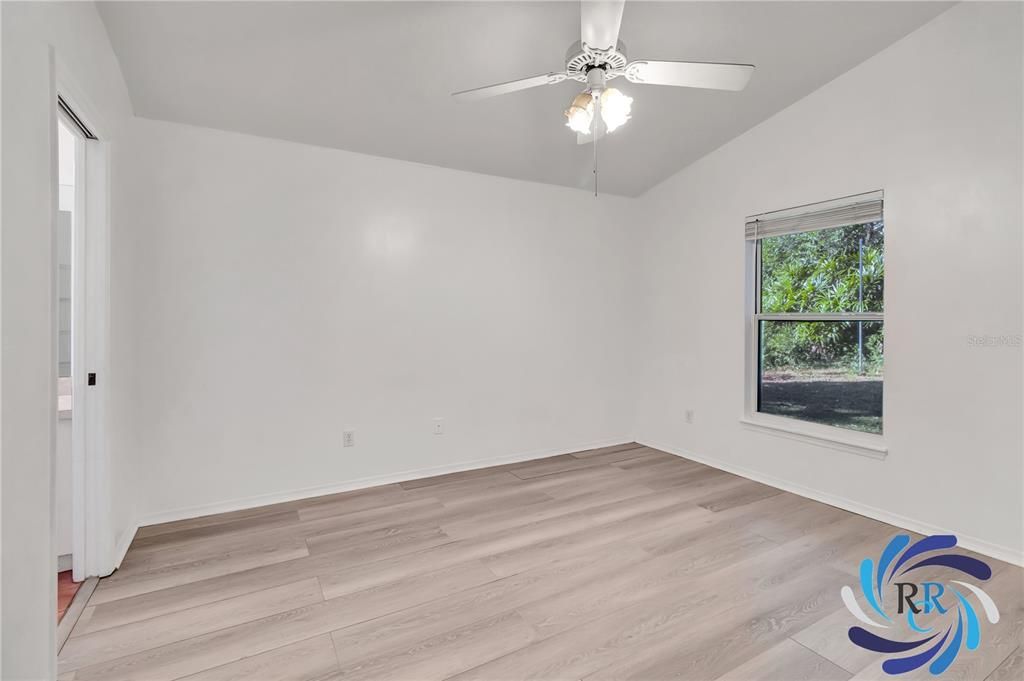 Active With Contract: $319,500 (3 beds, 2 baths, 1301 Square Feet)