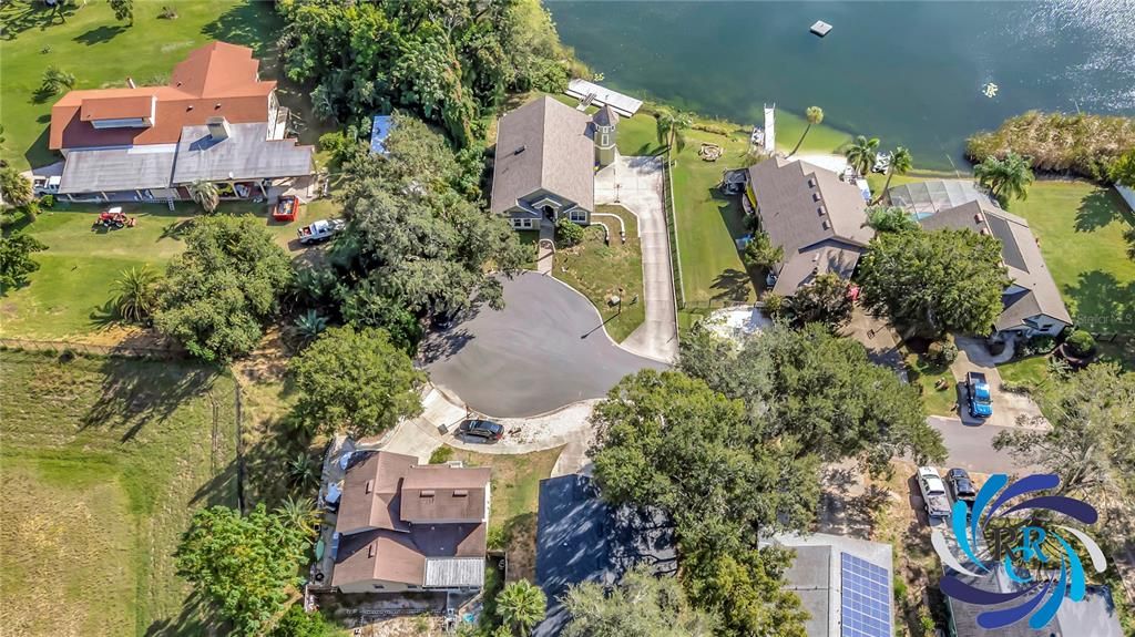 Active With Contract: $319,500 (3 beds, 2 baths, 1301 Square Feet)