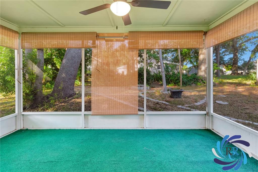 Active With Contract: $319,500 (3 beds, 2 baths, 1301 Square Feet)