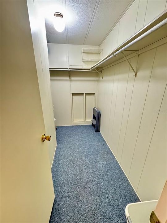 For Sale: $120,000 (2 beds, 2 baths, 960 Square Feet)