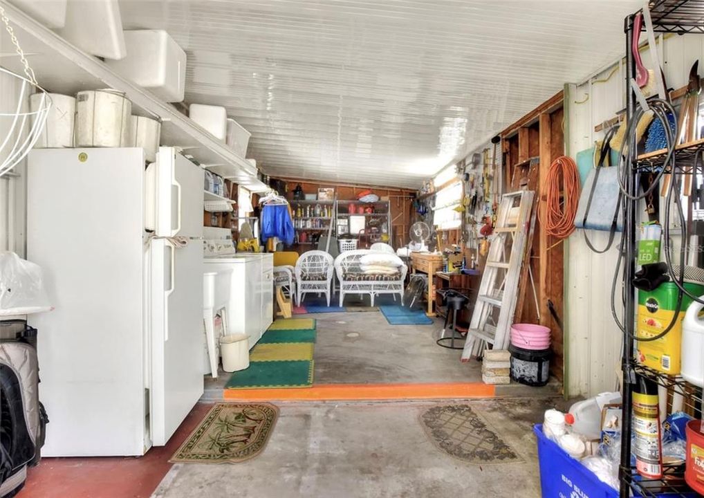 For Sale: $120,000 (2 beds, 2 baths, 960 Square Feet)