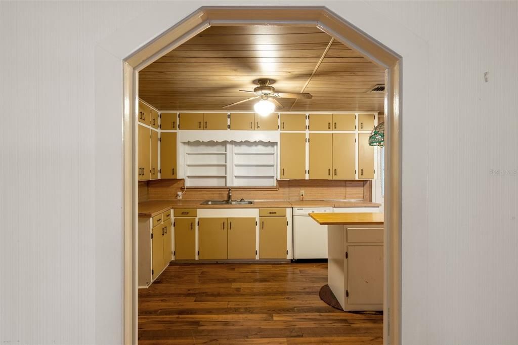 For Sale: $237,000 (3 beds, 2 baths, 2052 Square Feet)