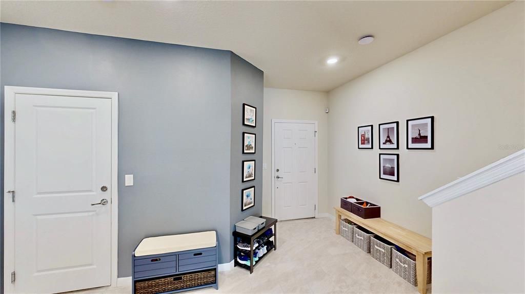 For Sale: $350,000 (3 beds, 2 baths, 1699 Square Feet)