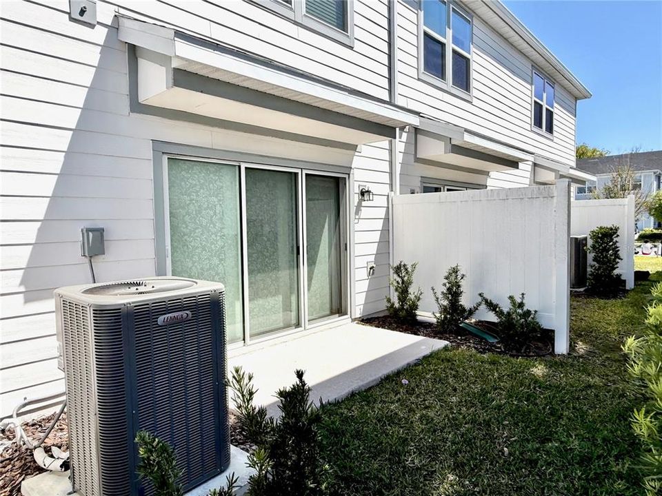 For Sale: $350,000 (3 beds, 2 baths, 1699 Square Feet)