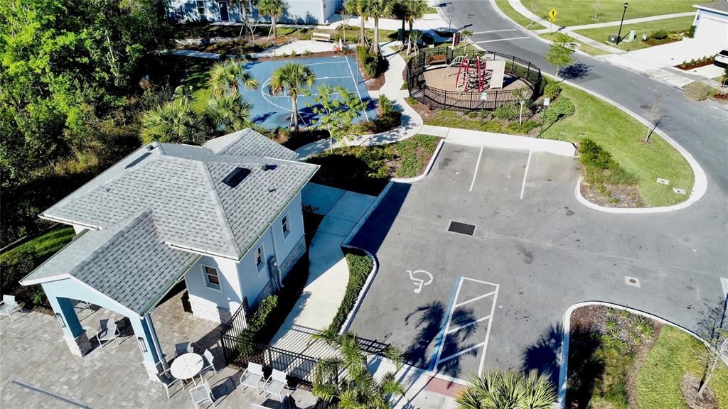 For Sale: $350,000 (3 beds, 2 baths, 1699 Square Feet)